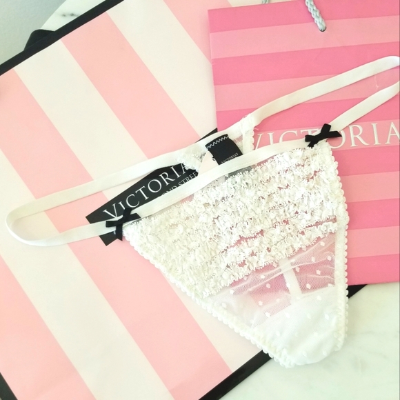 Victoria's Secret Vintage Very Sexy Strappy Lace Ruffle Mesh V-String Panty NWT - Picture 12 of 15